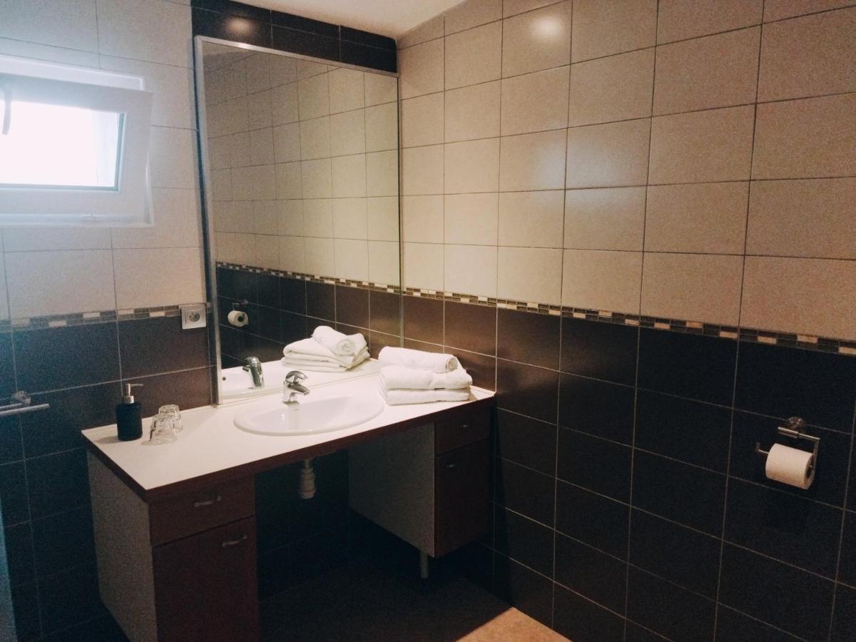 Aur Blan - Chambres Le Somail 外观 照片